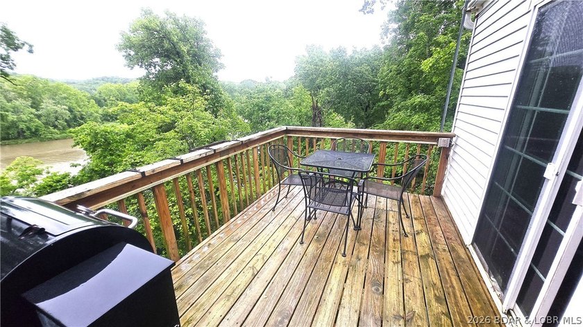Escape to your own private slice of the Lake of the Ozarks on - photo 19