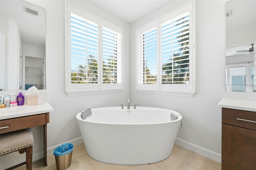 One or more photo(s) has been virtually staged. Price - photo 24