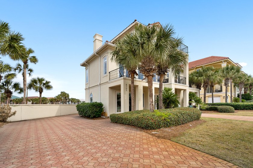 Experience luxury coastal living in the exclusive, guard-gated - photo 37