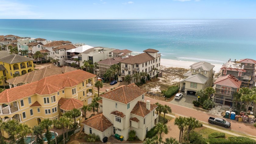 Experience luxury coastal living in the exclusive, guard-gated - photo 38