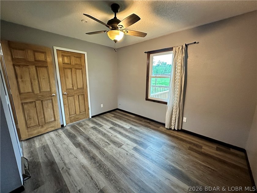 4-bed, 2-bath home in Warsaw featuring an open floor plan - photo 13