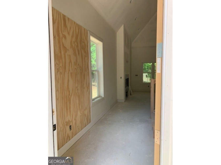 Your Lake Sinclair escape awaits. This stunning new construction - photo 9