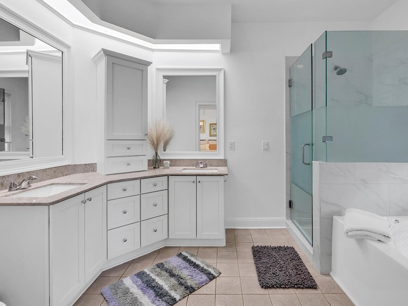 Tucked inside Heritage Plantation, this three-bedroom, two-bath - photo 24