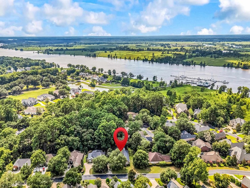Tucked inside Heritage Plantation, this three-bedroom, two-bath - photo 41
