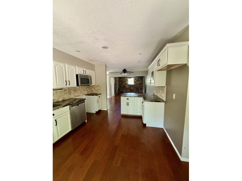 If you've been searching for a home that feels like a retreat - photo 6
