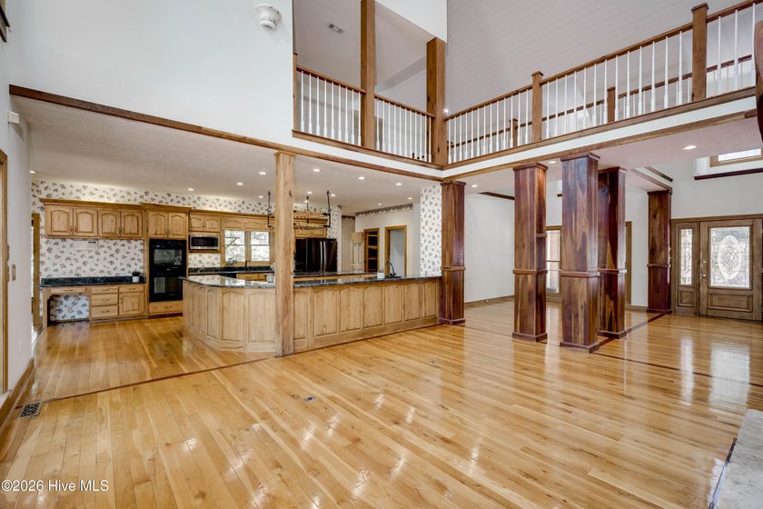 Welcome to an extraordinary lakefront retreat in Savannah Lakes - photo 10