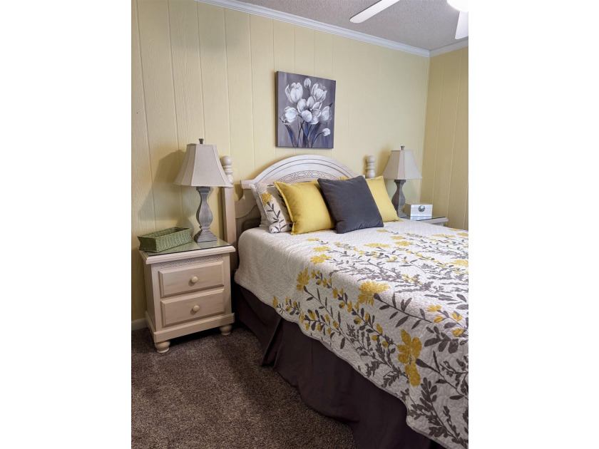 This is the condo that you've been waiting for! Beautifully - photo 16
