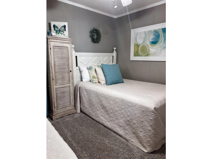 This is the condo that you've been waiting for! Beautifully - photo 24