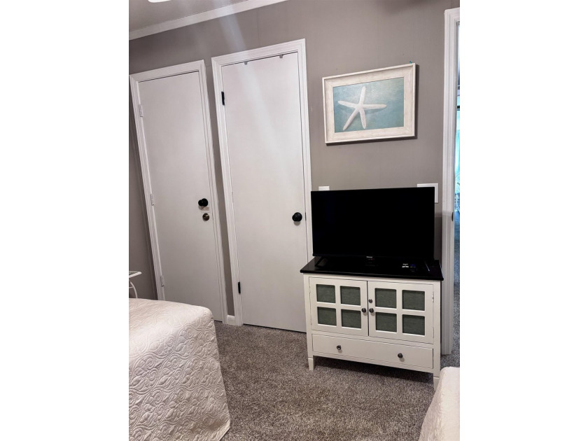 This is the condo that you've been waiting for! Beautifully - photo 25