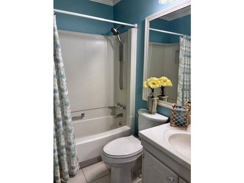 This is the condo that you've been waiting for! Beautifully - photo 28