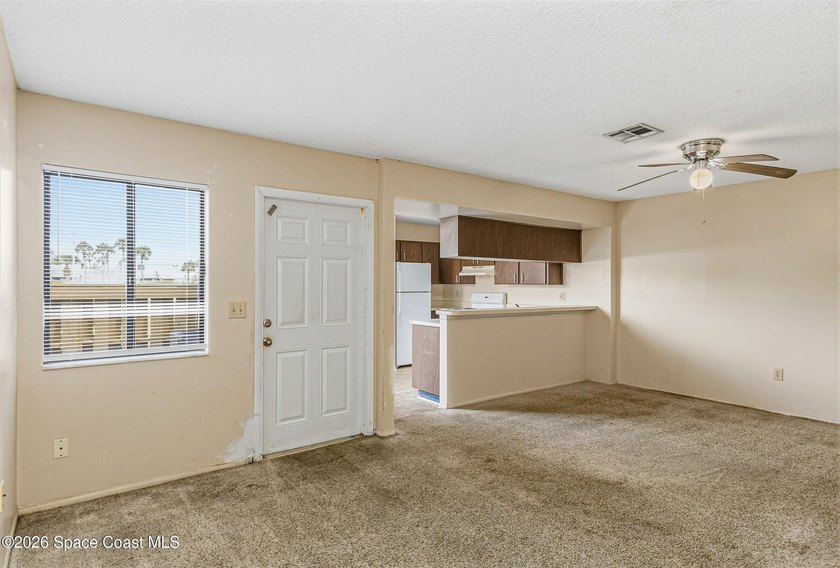 Opportunity awaits in this spacious 3-bed, 2-bath end-unit - photo 6