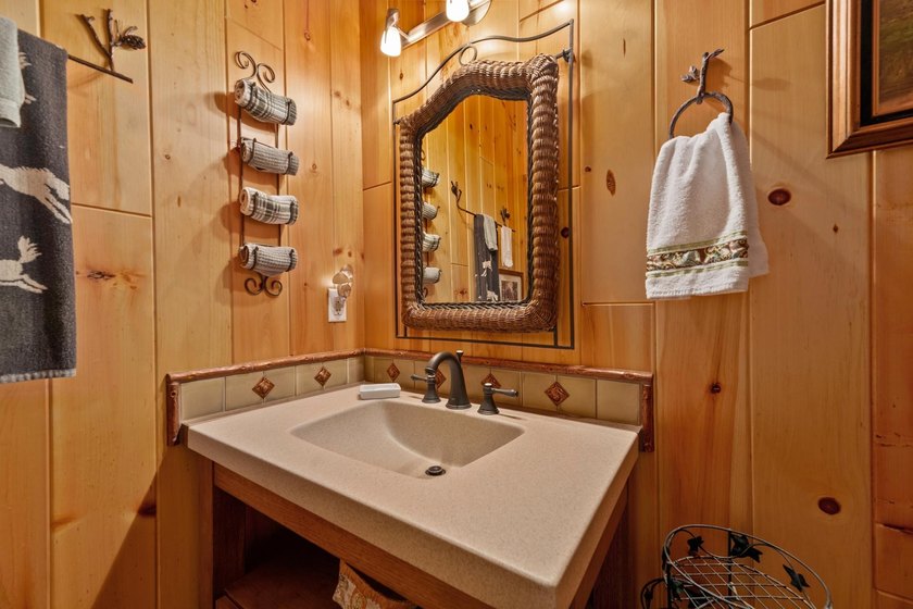 Duck Lake-A Private Upper Peninsula Retreat. Experience pure - photo 42