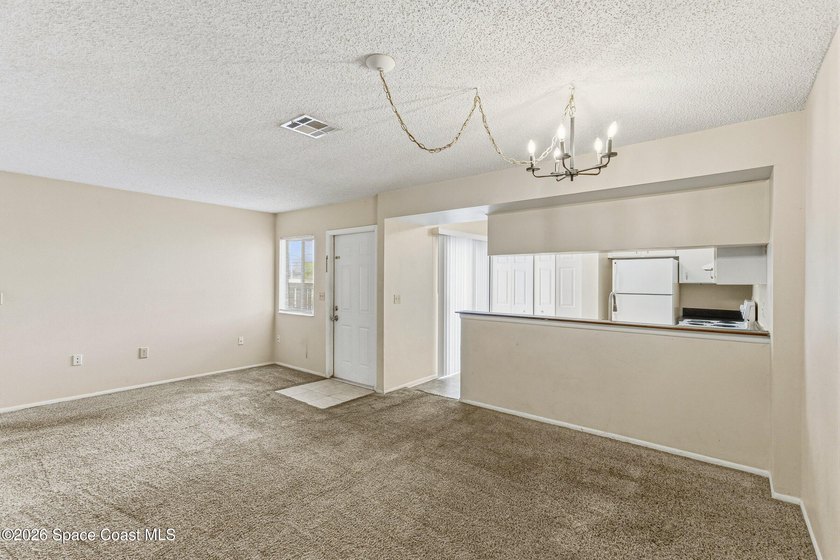 Opportunity awaits in this spacious 3-bed, 2-bath end-unit - photo 5