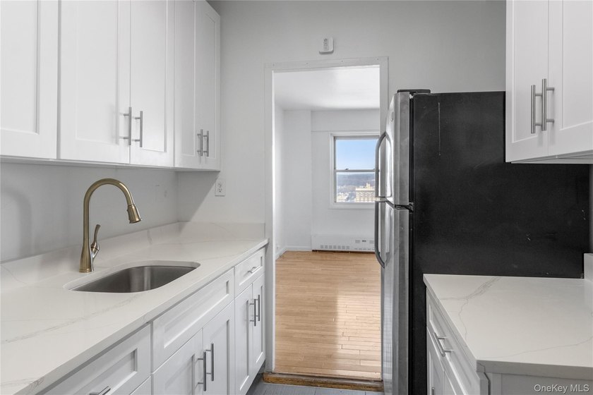 Your home awaits you at Fordham Hill Oval! This renovated, well - photo 11