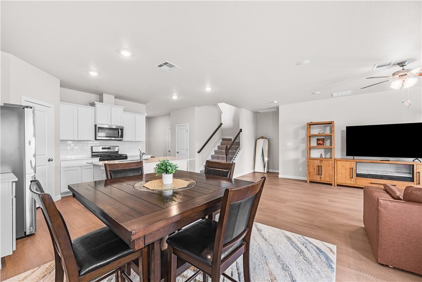 Welcome to 3418 Tanzanite Drive, a nearly new 2025 D.R. Horton - photo 6