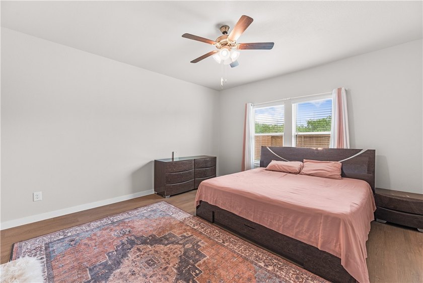 Welcome to 3418 Tanzanite Drive, a nearly new 2025 D.R. Horton - photo 9