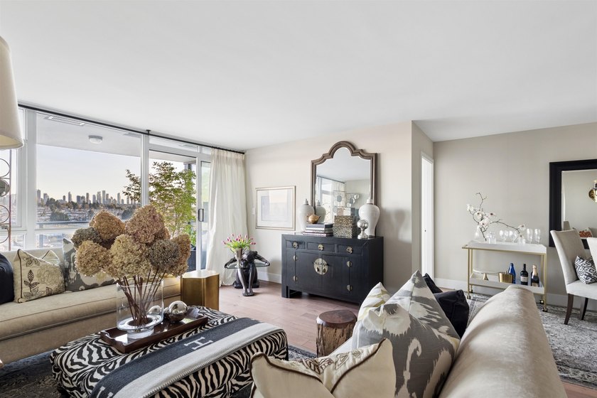 Legacy Tower II by Embassy (Bosa) in Brentwood offers a refined - photo 14