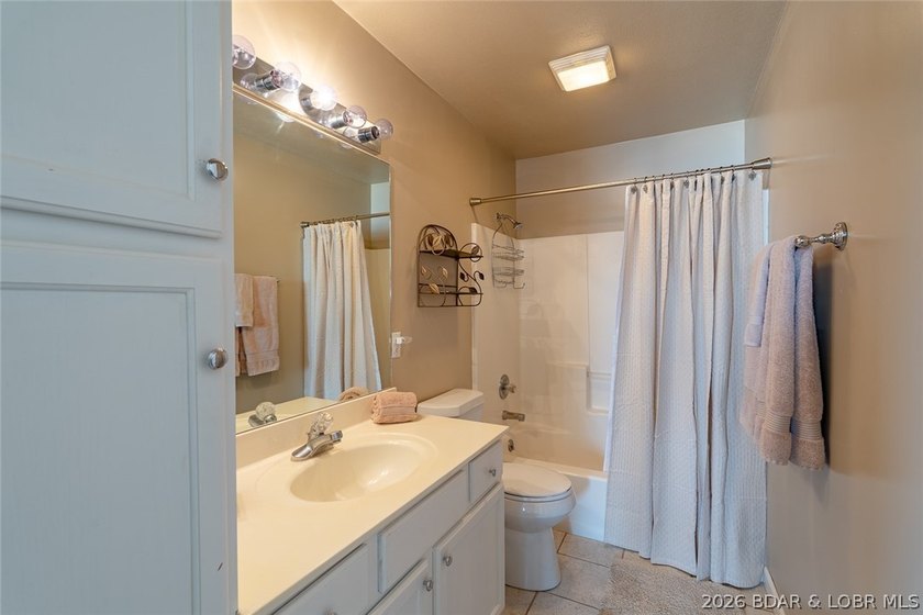 If you know the Ledges, then you know Building 9 is where buyers - photo 33