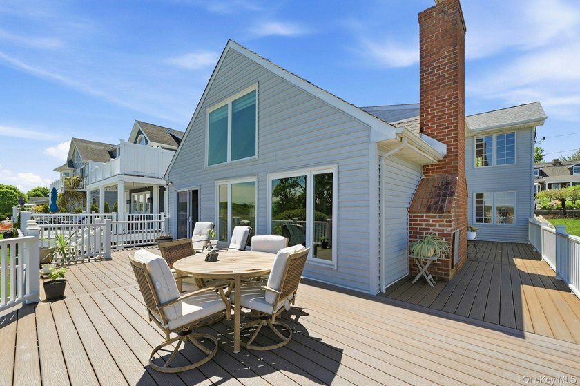 From the moment you arrive, the home's timeless Colonial design - photo 36