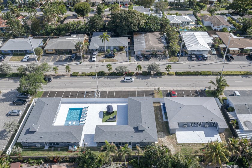 Thriving  Multi Family Compound in Wilton Manors. The portfolio - photo 24