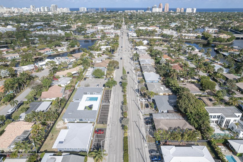 Thriving  Multi Family Compound in Wilton Manors. The portfolio - photo 27