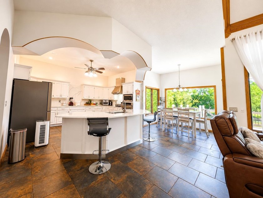 Tallgrass subdivision! Living within a 5-minute walk of a golf - photo 6