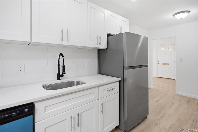 Discover this beautifully updated 2 bedroom, 1 full bath home - photo 11