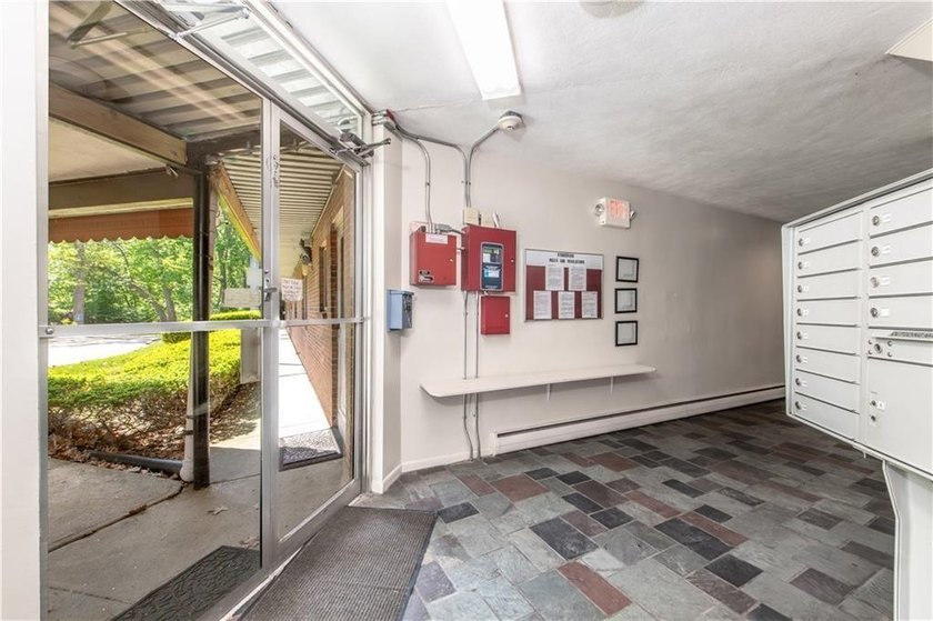 Seller Relocation for work! Fantastic opportunity to own a - photo 15