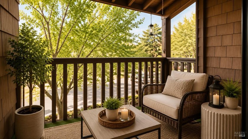 Spacious 3 bedroom, 2.5 bathroom split-level condo offering 1 - photo 19