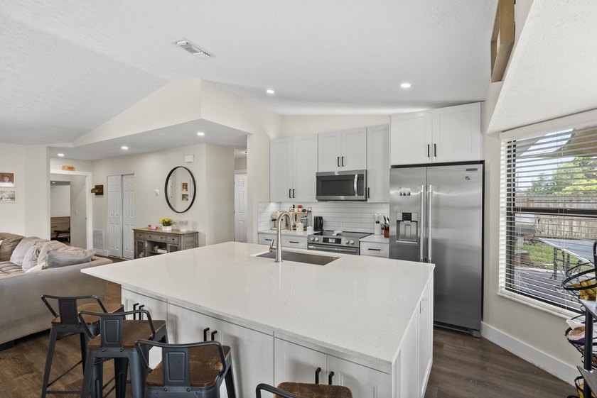 1720 SW Beeker St - photo 13