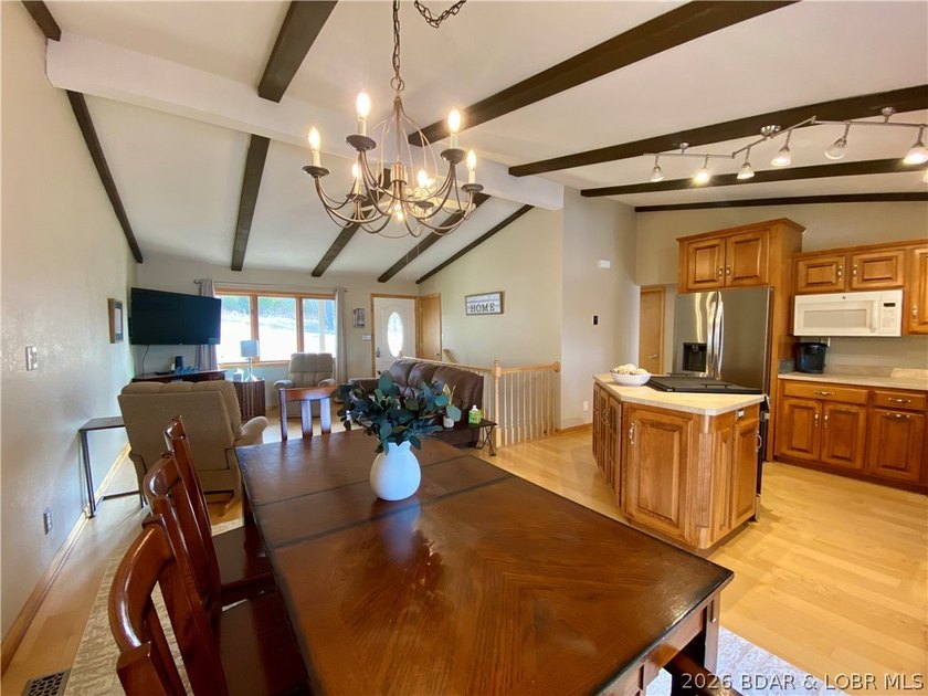 Big price improvement on this turn-key Osage Beach lakefront - photo 16