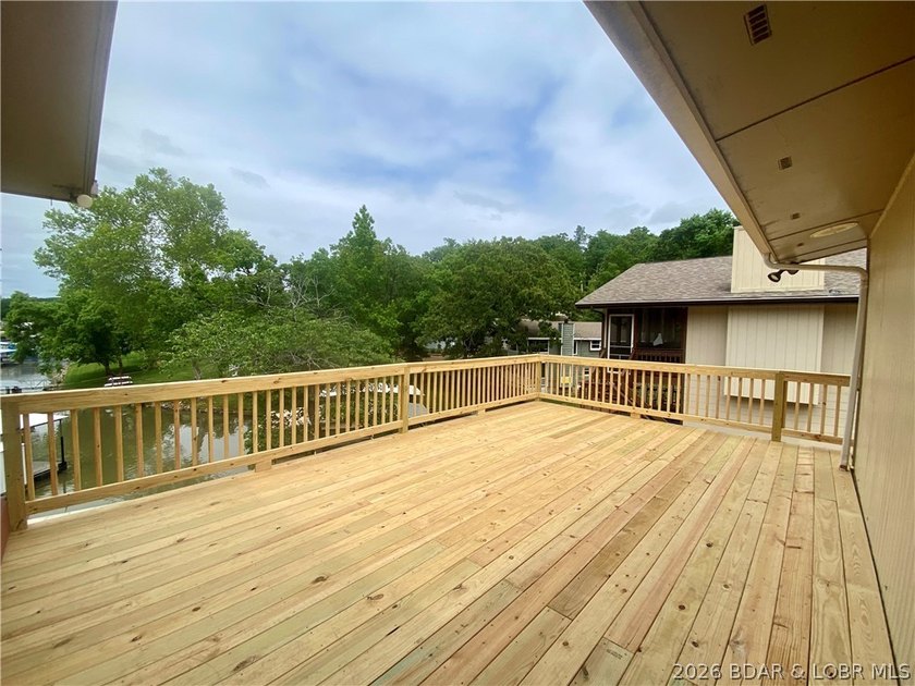 Big price improvement on this turn-key Osage Beach lakefront - photo 32