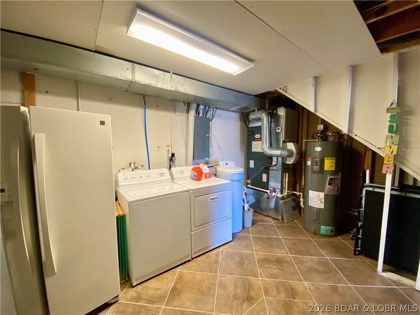 Big price improvement on this turn-key Osage Beach lakefront - photo 46