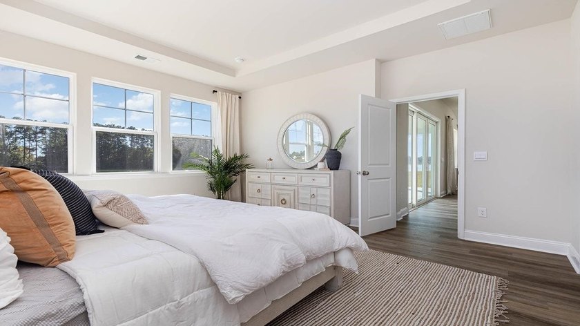 This Eaton home is a chef and entertainer's dream! With a large - photo 23