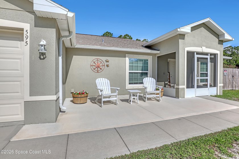 A rare opportunity to buy this meticulously maintained 2020 home - photo 4