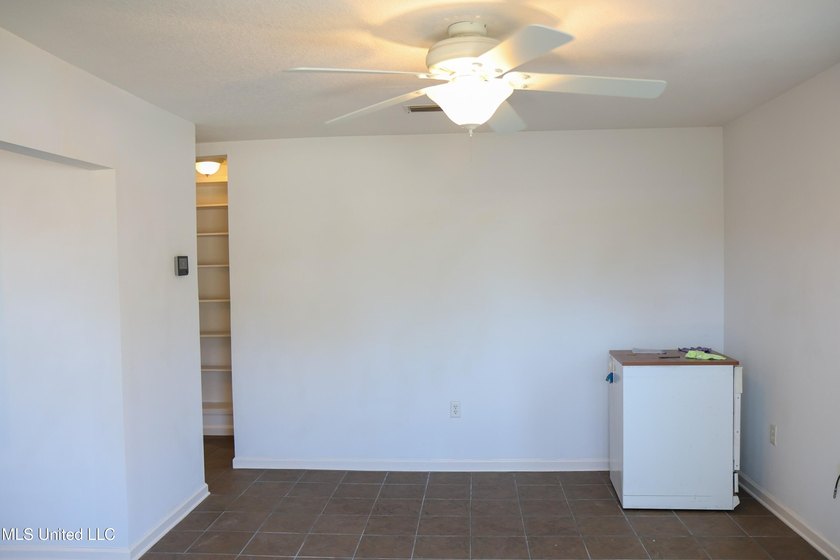 PRIME COMMERCIAL PROPERTY IN A FANTASTIC LOCATION! This - photo 14