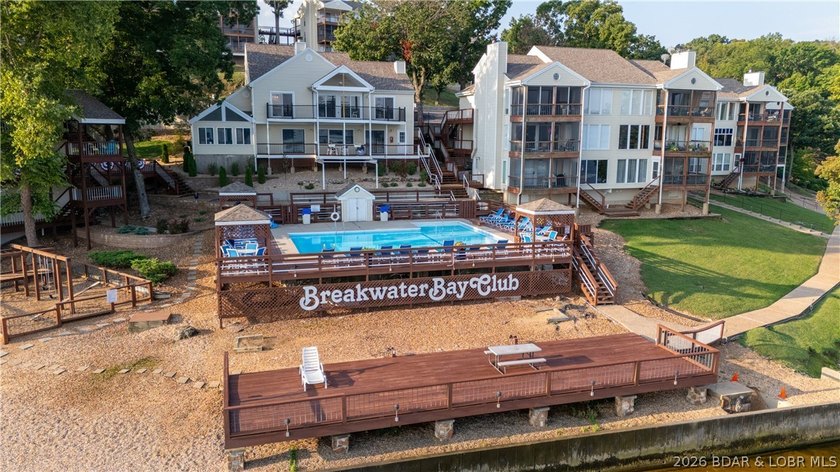 Start your mornings with coffee on the screened deck and end - photo 18
