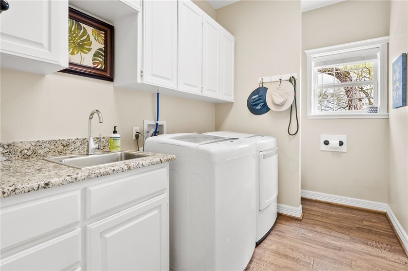 NEW PRICE ALERT!!! Looking for that rare unicorn property? - photo 19