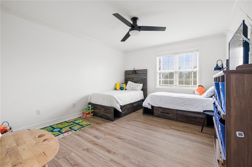 NEW PRICE ALERT!!! Looking for that rare unicorn property? - photo 21