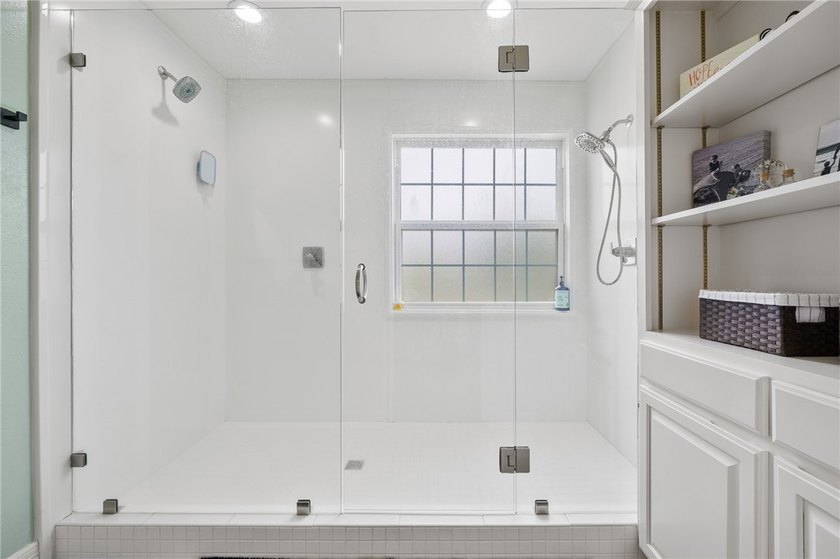 NEW PRICE ALERT!!! Looking for that rare unicorn property? - photo 23