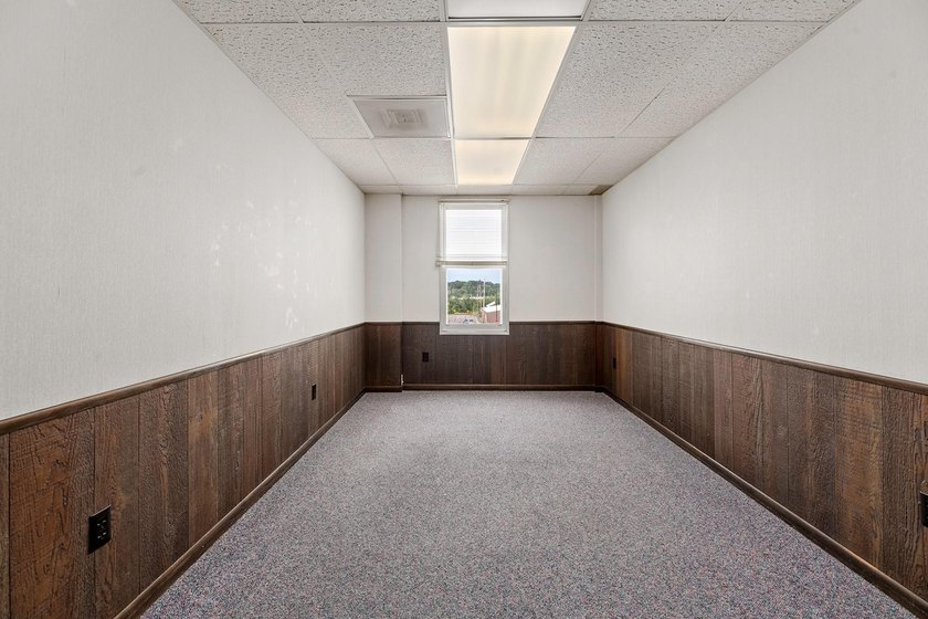 Prime investment opportunity in the heart of historic downtown - photo 36