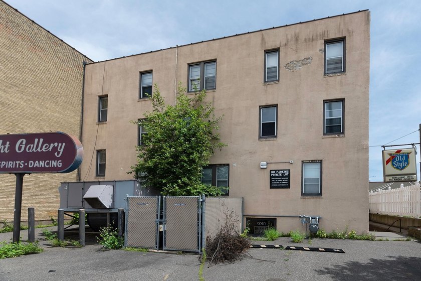 Prime investment opportunity in the heart of historic downtown - photo 45