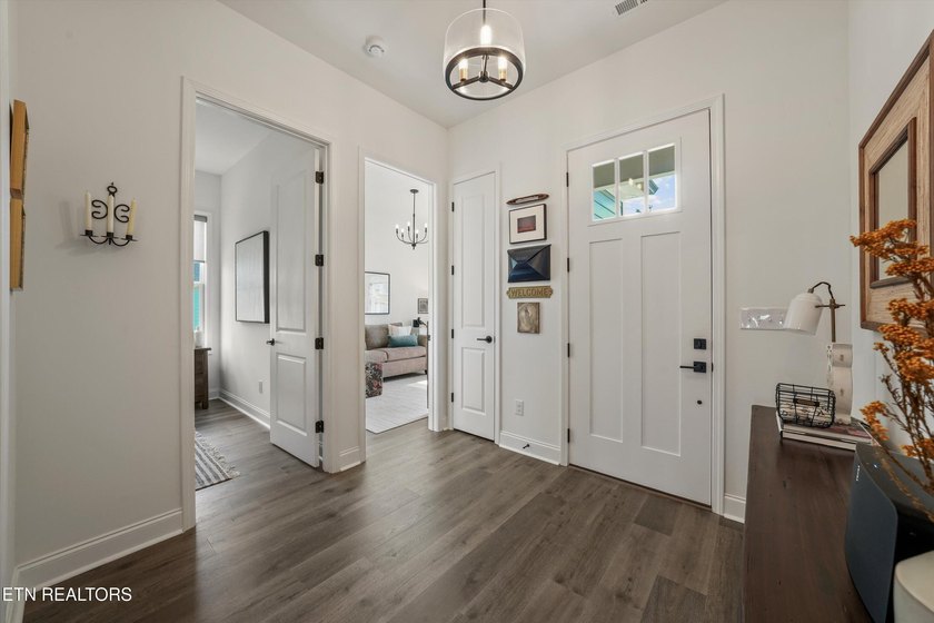 Step inside this beautifully updated ranch, built just two years - photo 11