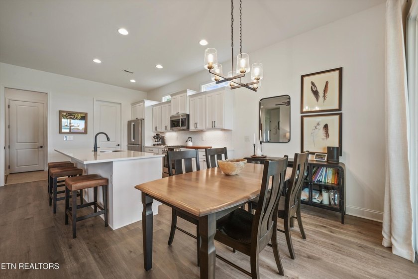 Step inside this beautifully updated ranch, built just two years - photo 15