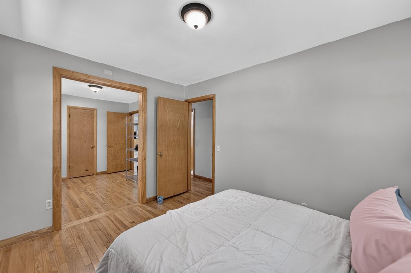 Welcome home to this charming 3-bedroom ranch in the heart of - photo 22