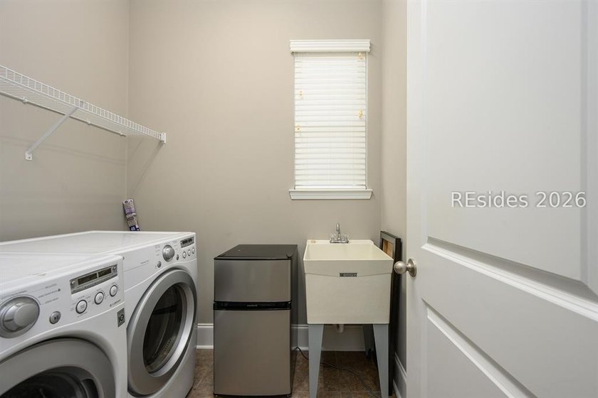 Location, ambiance and serenity where effortless Lowcountry - photo 11