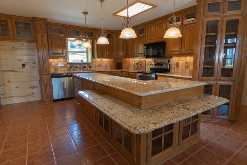 Wow, HUGE PRICE REDUCTION!
SM 29 Lake Cherokee- $545,000
 SOLD - photo 7