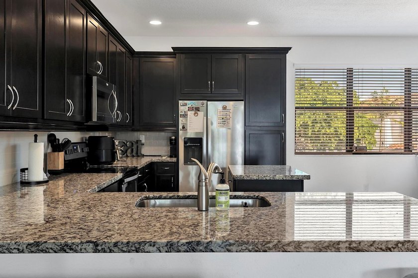 Welcome Home to this Fantastic Tri-Level 3BR/3.5BA Townhome! - photo 13