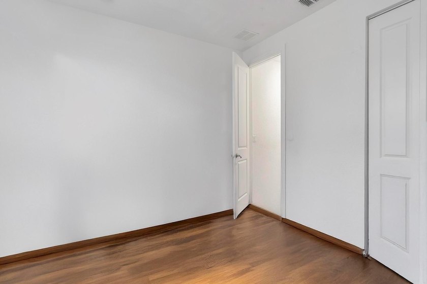 Welcome Home to this Fantastic Tri-Level 3BR/3.5BA Townhome! - photo 22