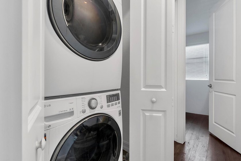 Welcome Home to this Fantastic Tri-Level 3BR/3.5BA Townhome! - photo 23